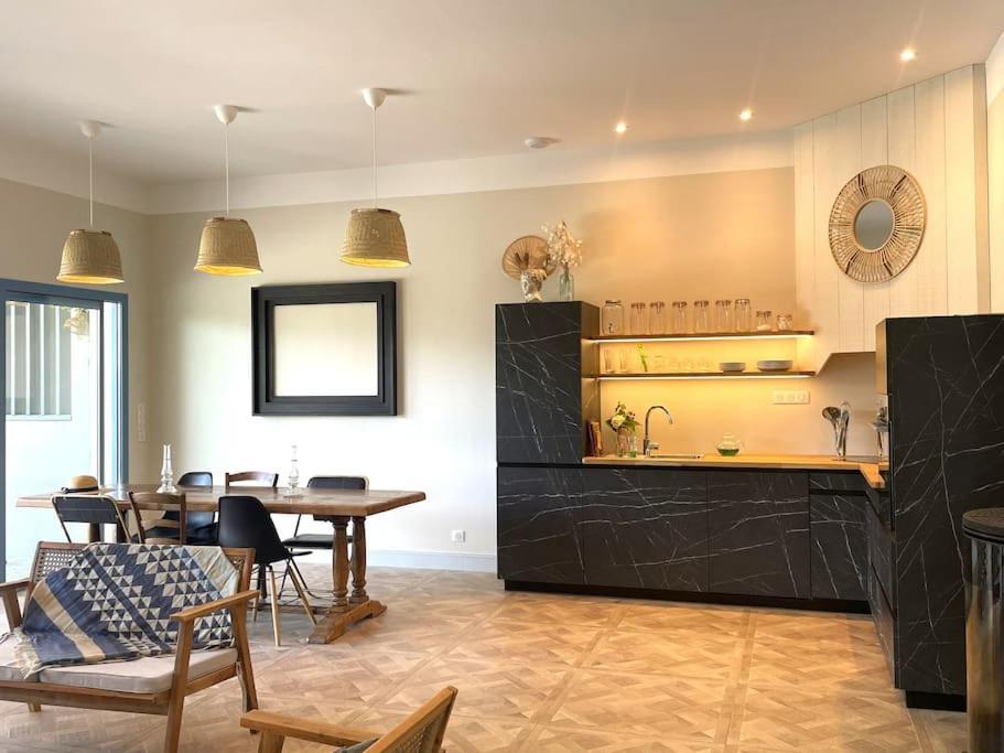 Willa Le Pavillon D'Ete 4* - Elegant Et Lumineux Saint Alban Auriolles Zewnętrze zdjęcie